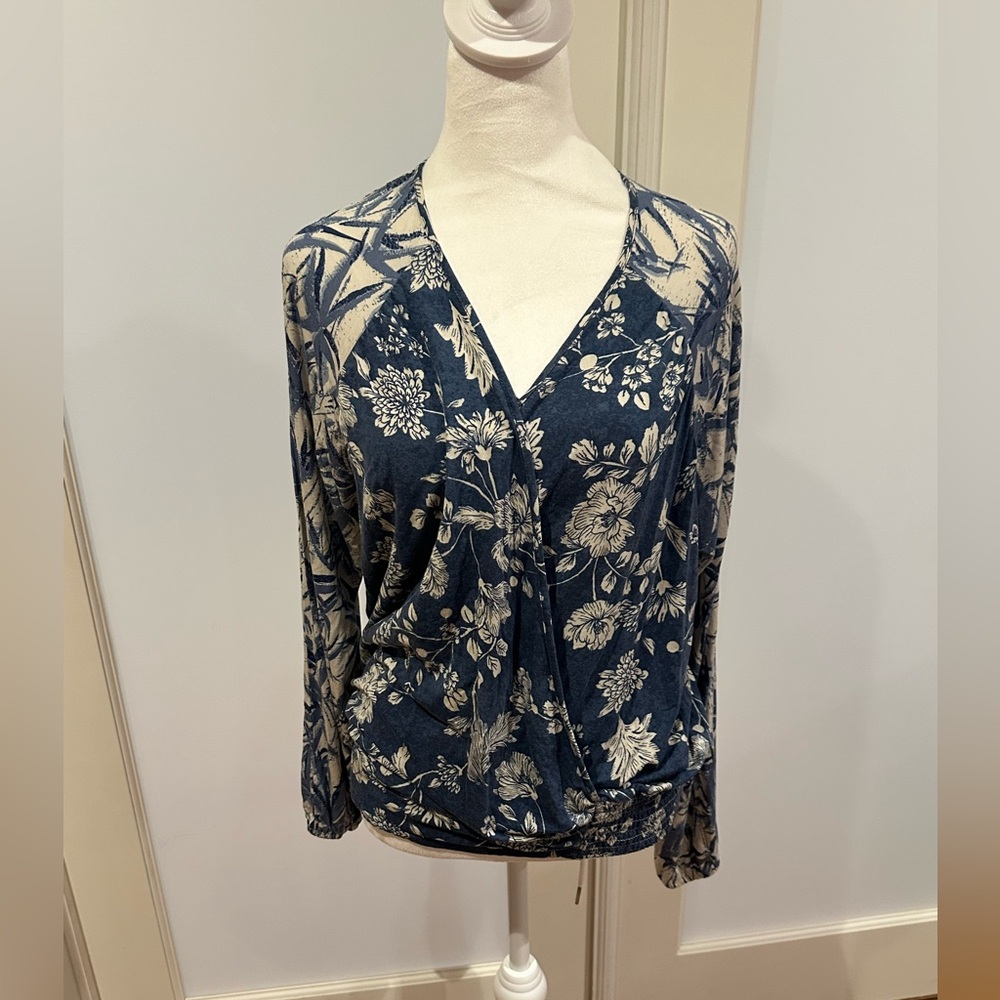 The Muses Lounge Knit Floral Print Long Sleeve- Oversized Small